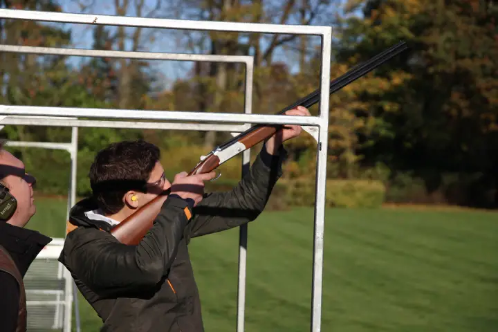 Clay Pigeon Shooting Image 2