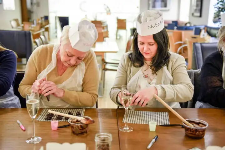 Chocolate Making Image 4