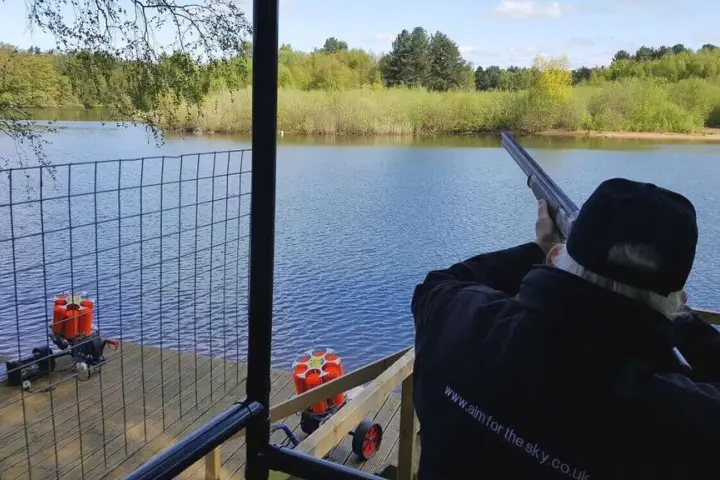 Clay Pigeon Shooting Image 3