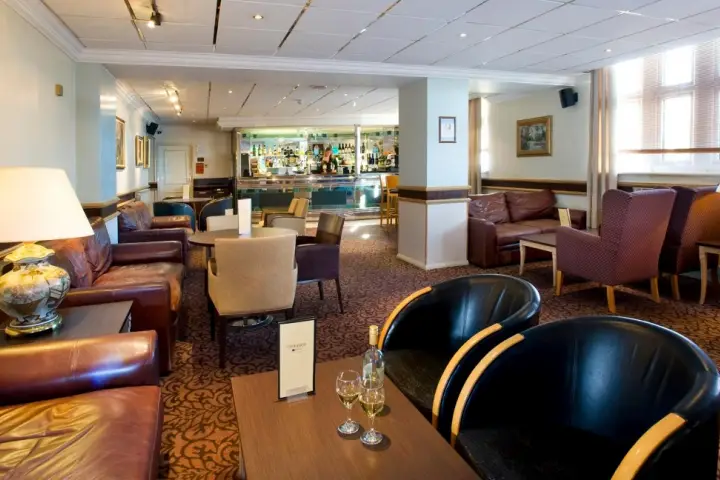 Hogs Back Hotel & Spa Image 11