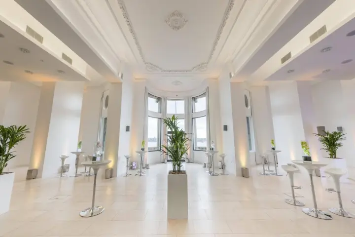 Royal Liver Suite Image 10