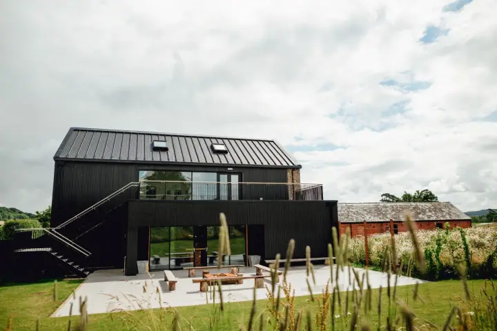 Crumplebury Image 9