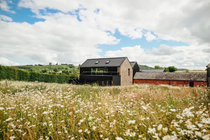 Crumplebury Image 7