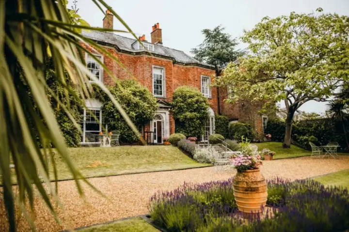 Pelham House Image 6