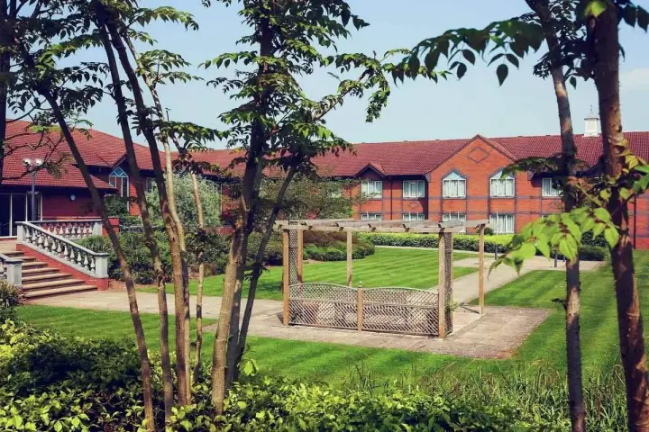 Mercure Daventry Court Hotel & Spa Image 6