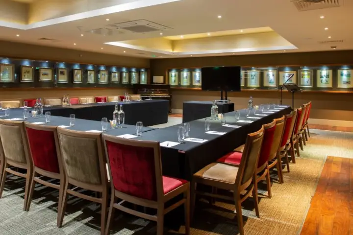 The Mere Golf Resort & Spa Image 4