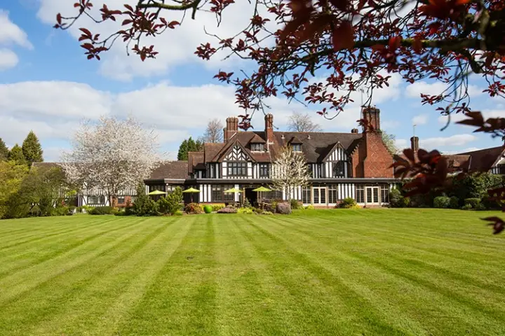 Hogarths Stone Manor Image 0