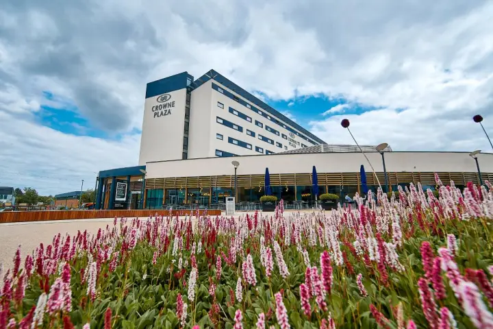 Crowne Plaza Reading East Image 0