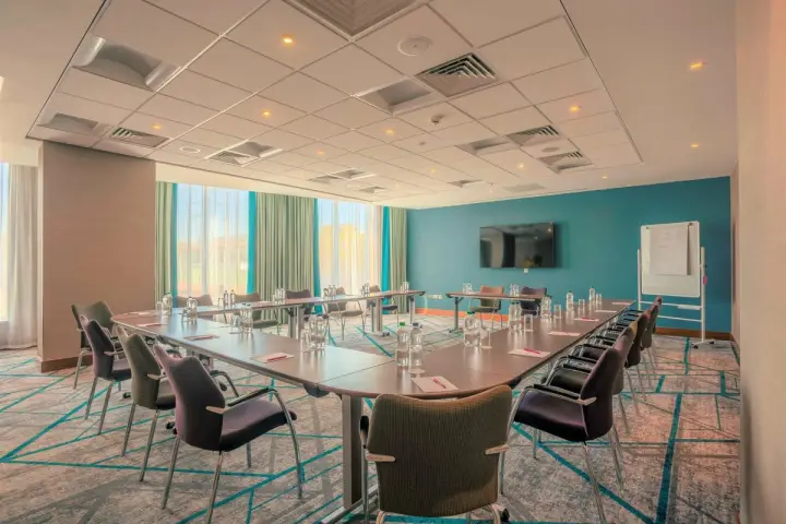 Crowne Plaza Reading East Image 3