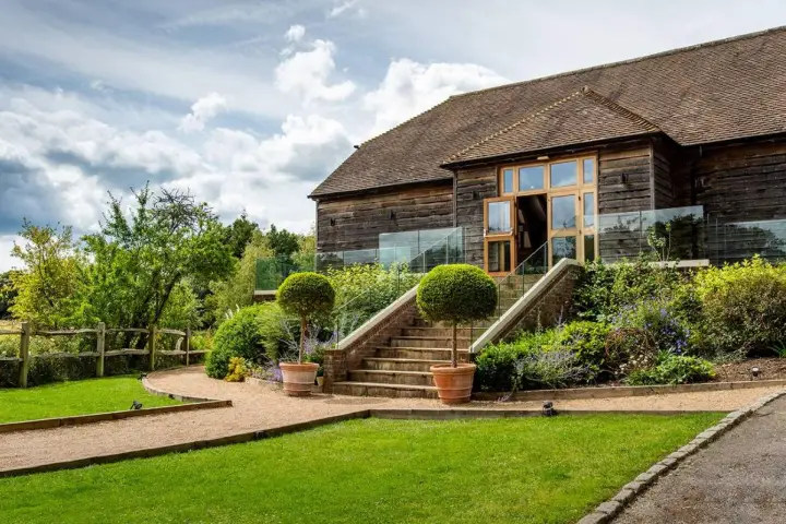 Brookfield Barn Image 0
