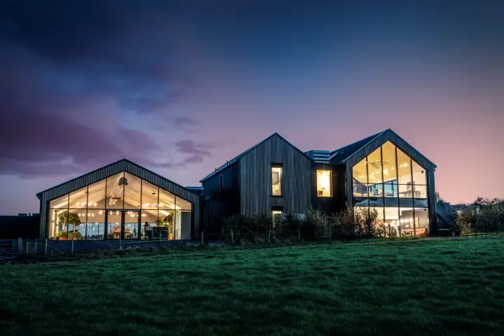 Crumplebury Image 0