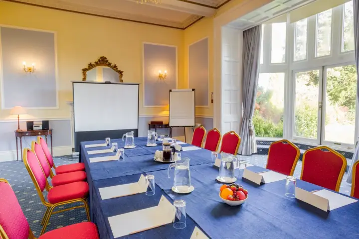 Bagden Hall Hotel Image 1
