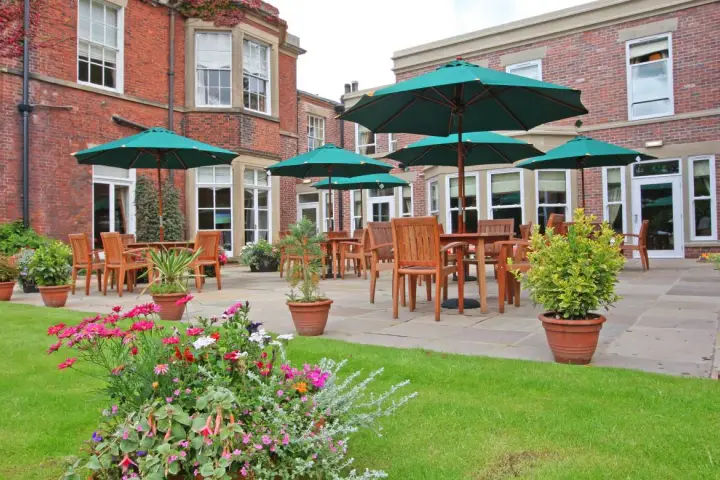 Farington Lodge Image 3
