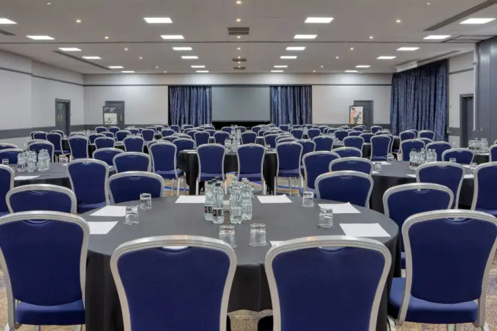Mercure Daventry Court Hotel & Spa Image 1