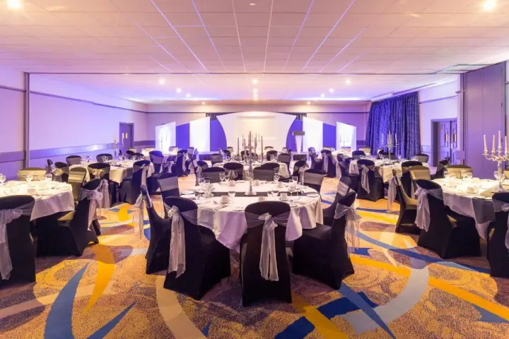 Mercure Daventry Court Hotel & Spa Image 3