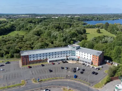 Holiday Inn Express - Leigh Sports Village